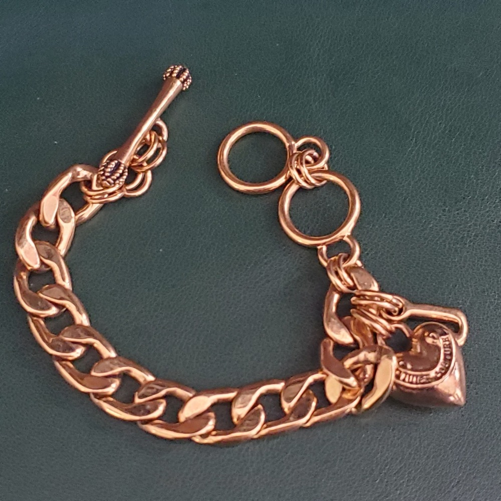 Juicy Couture Gold Tone Curb‎ Chain Bracelet Puffy Heart J Charm Toggle 7 Inch